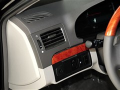 2012款 1.8L 手动精英型