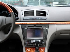 2012款 2.0L 自动尊崇型