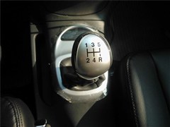 2012款 1.8L MT豪华运动型7座