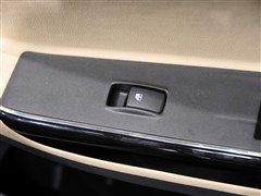 2013款 1.5L 手动尊贵型