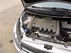 2013款 1.8L MT尊贵型