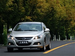 2010款 1.5L 手动标准型