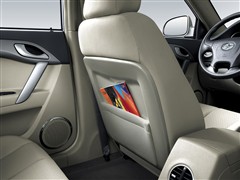 2011款 1.5L 手动运动天窗型