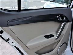 2010款 1.5L 手动尊贵型