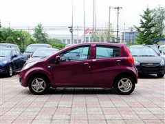 2011款 1.0L 舒适型