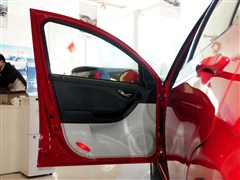 2012款 1.3L 手动豪华型
