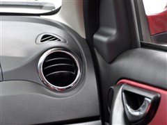 2012款 Cross 1.3L 手动尚动豪华型