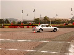 2008款 2.0L 手动舒适型