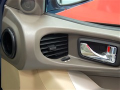 2011款 2.0T AMT两驱时尚版