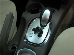 2011款 2.0T AMT两驱时尚版