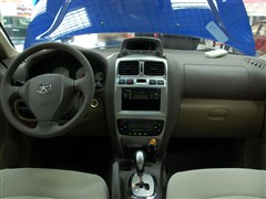 2011款 2.0T AMT两驱时尚版