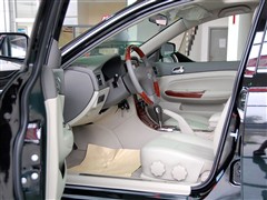 2009款 2.0L 自动豪华型