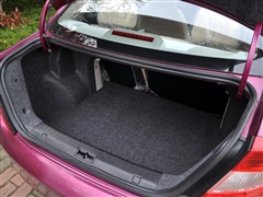 2010款 1.3L 手动豪华型