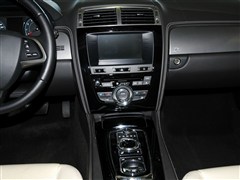 2012款 XKR 5.0L 机械增压敞篷版