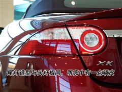 2006款 4.2L V8双门跑车