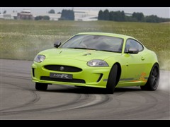2009款 XKR 5.0L V8机械增压硬顶跑车