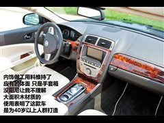 2009款 XKR 5.0L V8机械增压敞篷跑车