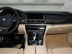 2013款 730Li 豪华型