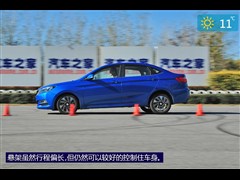 2015款 1.6L 自动乐趣型