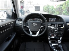 2014款 1.5T 手动两驱运动型