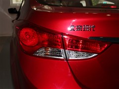 2015款 1.6L 自动时尚型