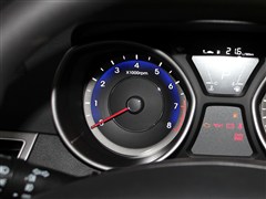 2015款 1.6L 自动时尚型