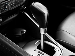 2015款 2.0L 标准版