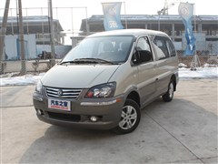 2015款 V3 1.5L 7座豪华型