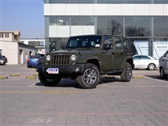 2015款 3.0L Sahara 四门版