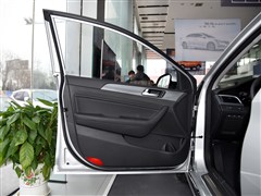 2015款 2.4L 自动TOP