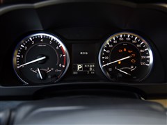 2015款 2.0T 两驱精英版 7座