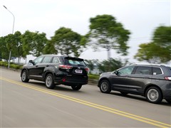 2015款 2.0T 四驱豪华版 7座