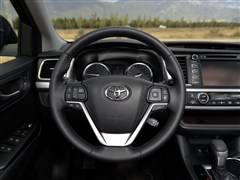 2015款 2.0T 四驱至尊版 7座