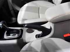 2015款 1.6L CVT豪华型