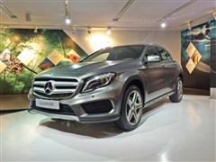 2015款 GLA 260 4MATIC劳伦斯特别版