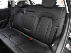 2015款 1.5T 自动两驱精英版