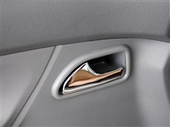 2012款 1.5L 手动标准型