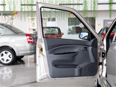 2012款 1.5L 手动标准型