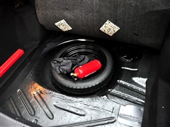 2012款 1.5L 手动尊贵型