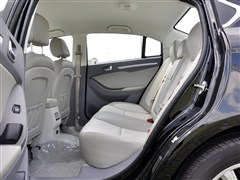 2012款 2.0L CVT典雅版