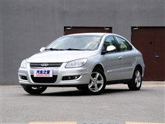 2012款 三厢 1.6L CVT进取型