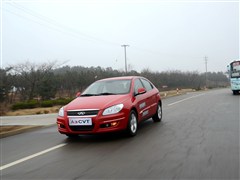 2012款 两厢 1.6L CVT进取型