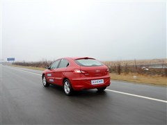 2012款 两厢 1.6L CVT进取型