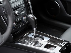 2012款 2.5L 尊贵版