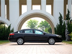 2012款 2.5L 尊贵版