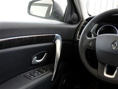 2012款 2.5L Nappa旗舰版