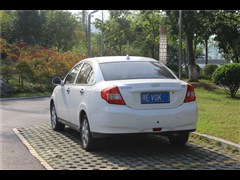 2012款 1.5L 手动运动版