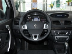 2013款 2.0L 标准版