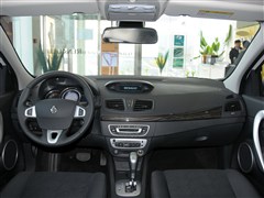 2013款 2.0L 标准版