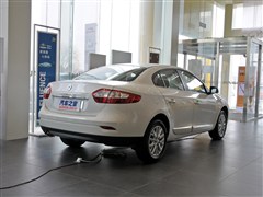 2013款 2.0L 标准版